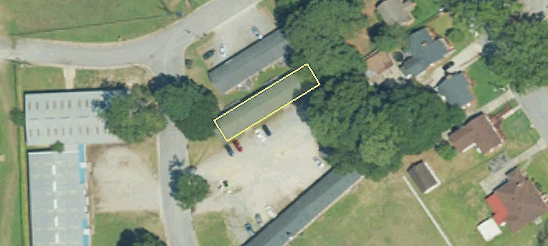 8-Unit Apartment Building Opportunity