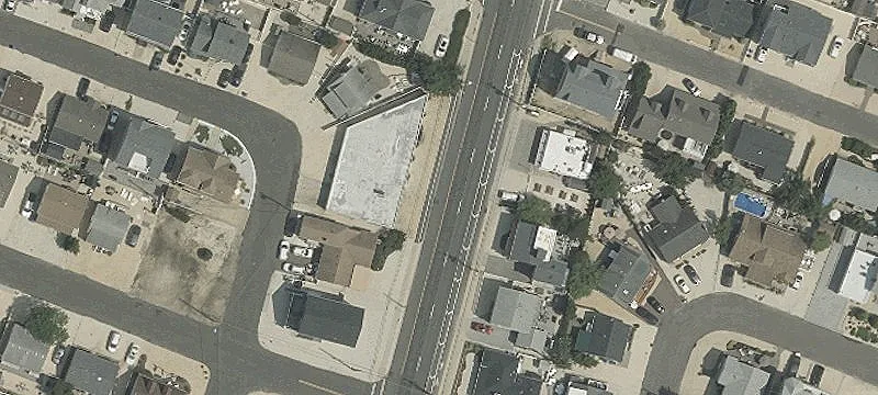 Multi-Use Retail Strip Building