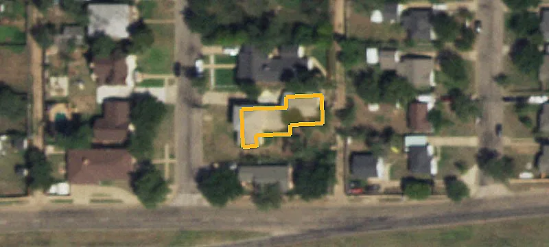 Updated 4BR Home with Covered Patio