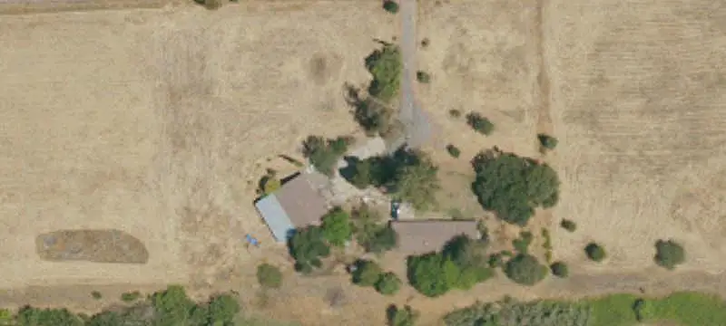Commercial Land at Signalized Intersection