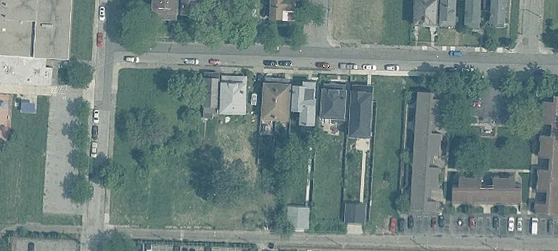 Duplex with Fenced Yards