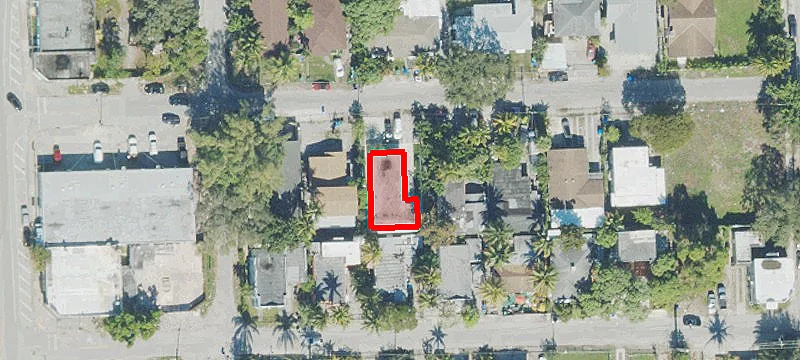 Residential Income Unit with Porch