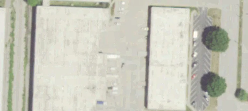 Dock-High Warehouse with Power