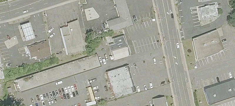Turnkey Restaurant Building with Parking