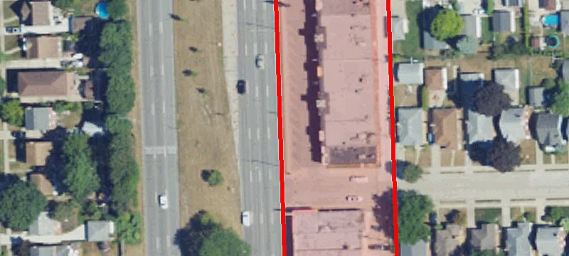 Versatile Retail/Office Space