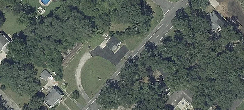 Freestanding Commercial Building