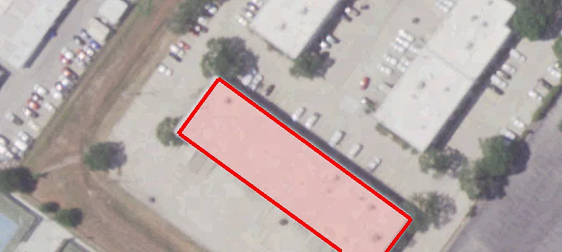Industrial Warehouse with 20' Clear Height
