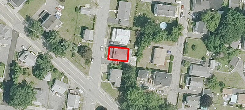 Well-Maintained Three-Unit Triplex