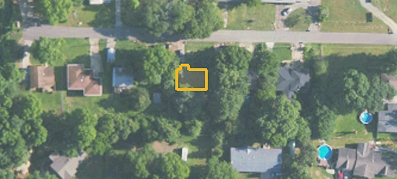 Deeded-Access Land Tract