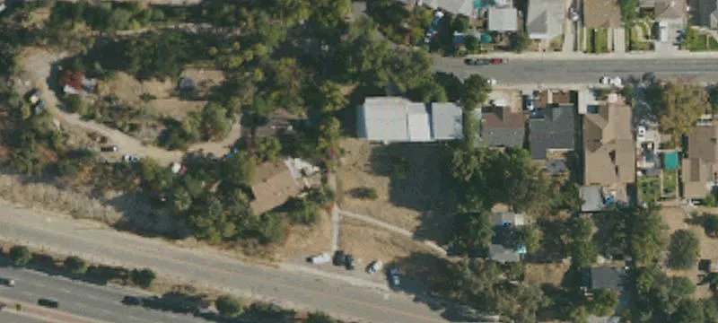 Gently Sloping Buildable Land Lot