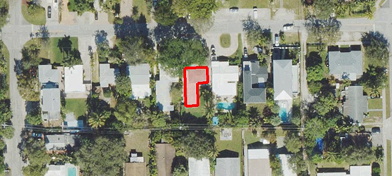 Legal Duplex on Corner Lot