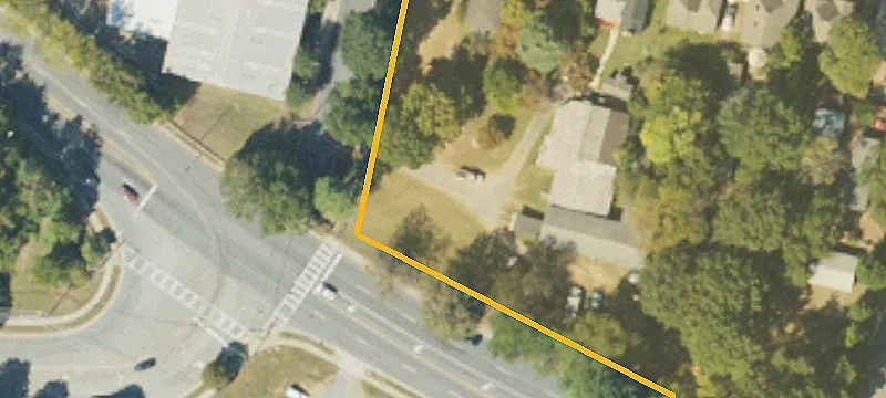 Buildable Corner Homesite Lot