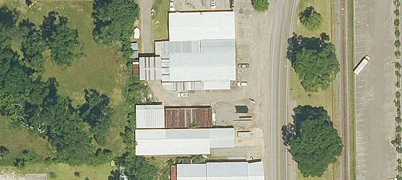 Mixed-Use Warehouse with Retail Frontage