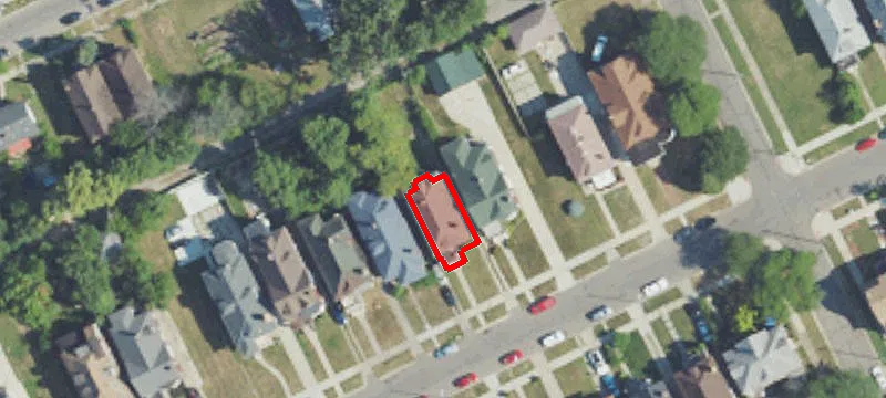 Brick Duplex with 3-Bed Units