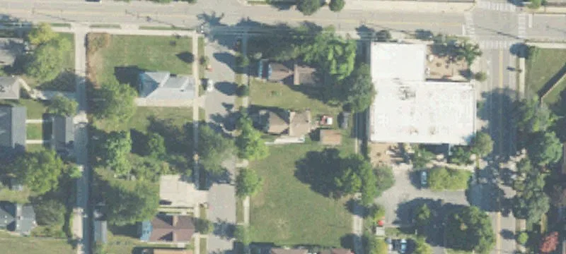Duplex with Separate Utilities