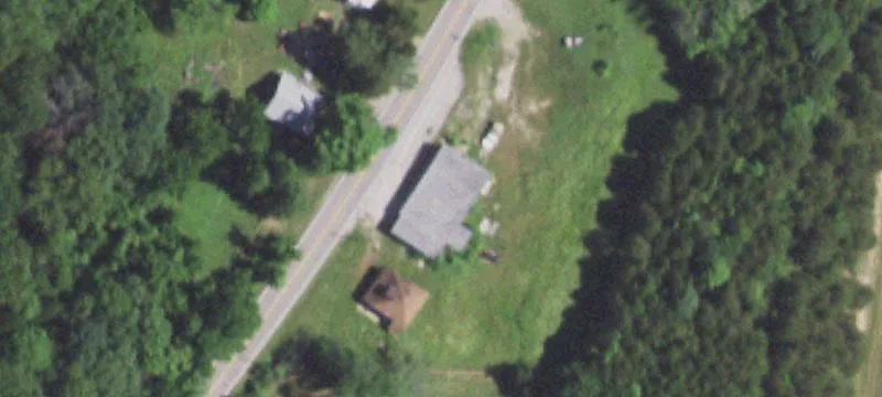 Renovation-Needed Auto Garage Property