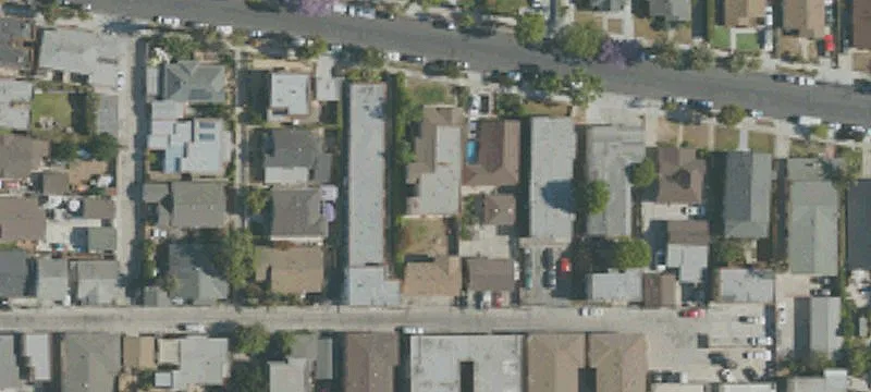 Garden-Style Multifamily with Garages