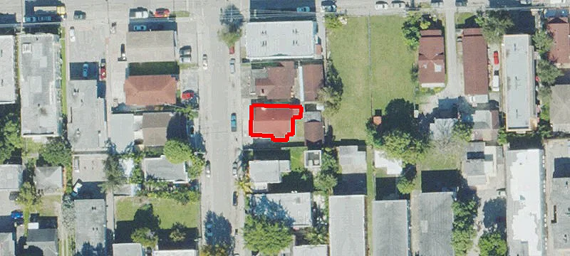 Duplex with Detached Unit