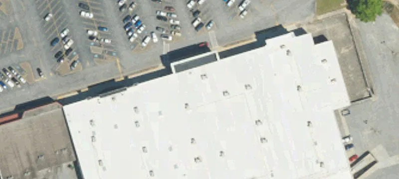 Retail Shopping Center with Key Anchors