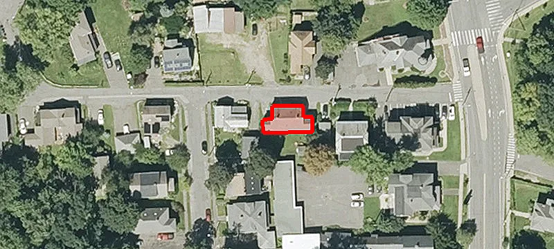 Up-and-Down Duplex with Separate Utilities