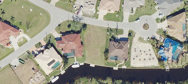 Waterfront Sailboat Access Lot