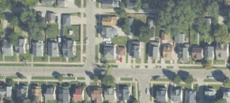 Duplex with Ample Parking
