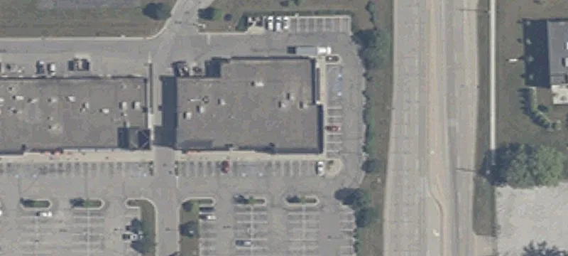 Retail Shopping Center with Shadow Anchors