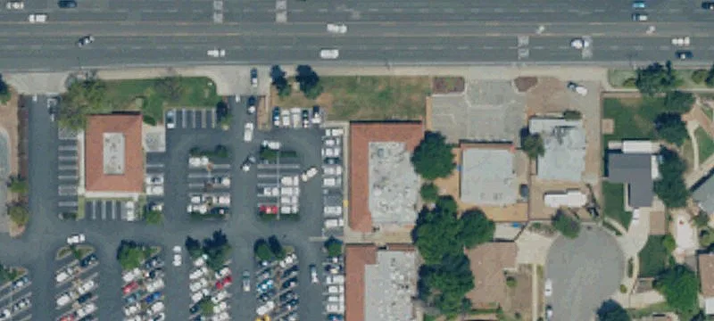 Restaurant Space in Shopping Plaza