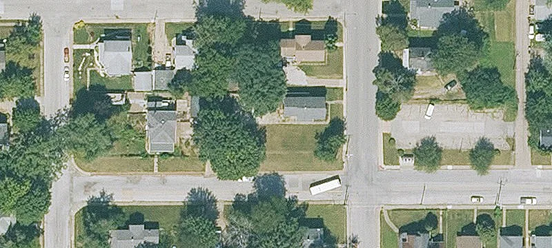 Renovated Duplex With Laundry Hookups