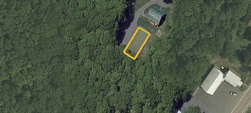 Wooded Home Lot Retreat