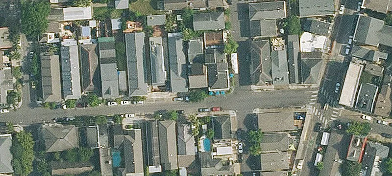 6-Unit Multifamily Building