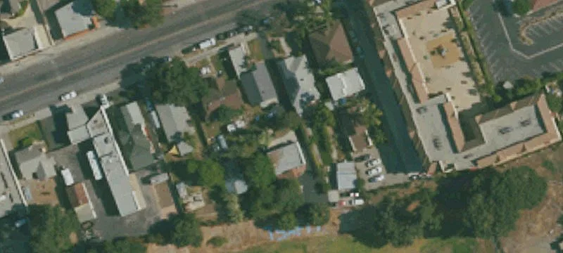Mixed-Use Quadplex with Garages