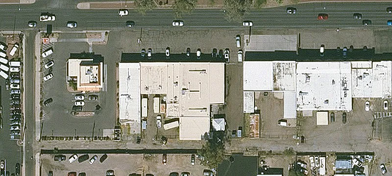Retail Strip Mall Center