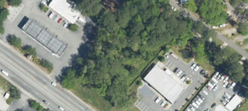 High-Visibility Commercial Land