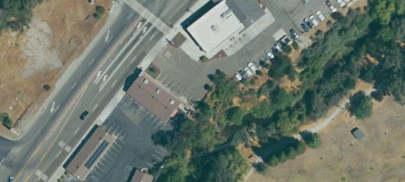 Net-Leased Retail Building