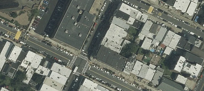 Mixed-Use Retail and Apartment Building