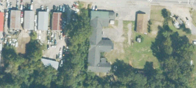 Warehouse with Retail Storefront