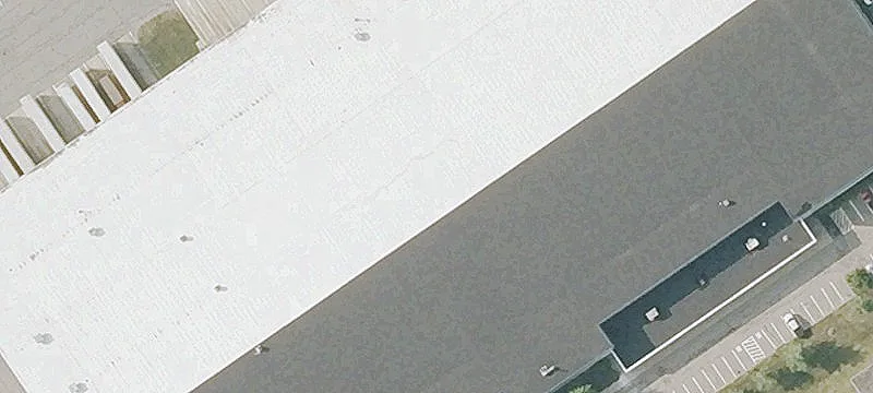 High-Bay Warehouse with Dock Doors