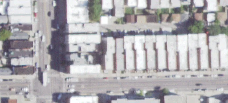 Brick 6-Unit Multifamily Building