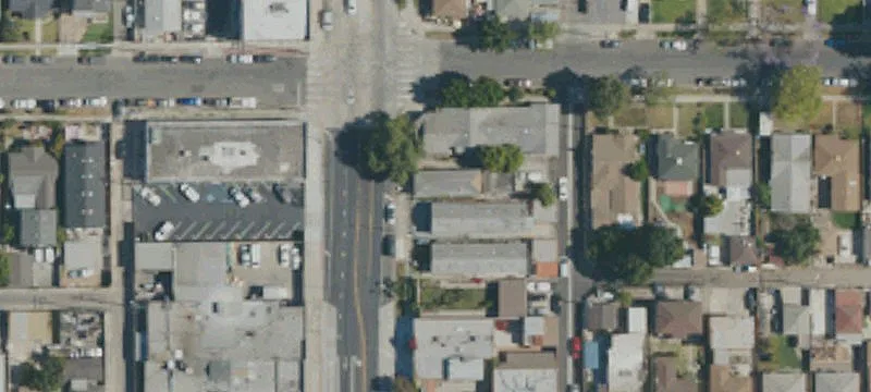Duplex with Dual Street Access