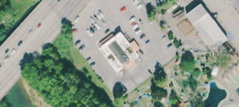 Retail Restaurant Space with Parking