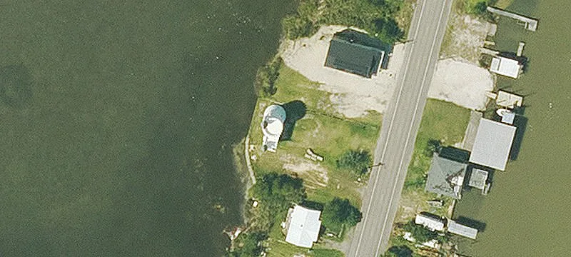Renovated Waterfront Bed and Breakfast