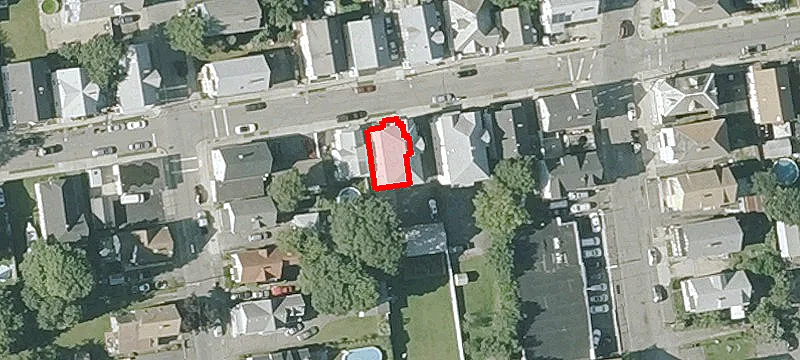 Vacant 3-Family Multifamily Residence