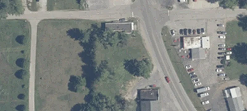 Commercial Land with Major Road Frontage