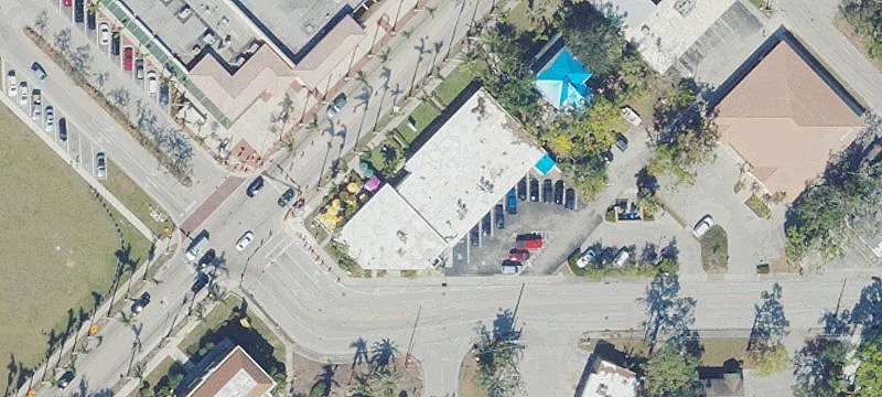 Office Space Along McGregor Blvd
