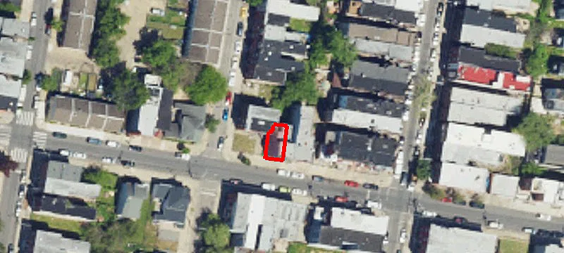 Redbrick Triplex Near Temple