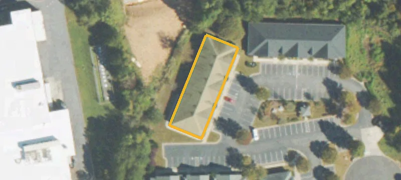 Exterior-Focused Office Condominium