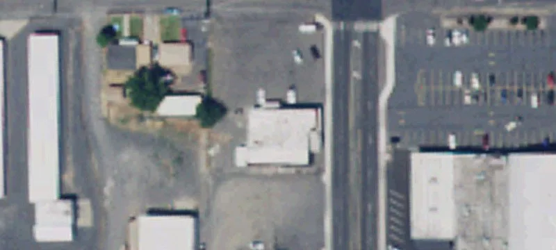 Renovated Liquor Store with License