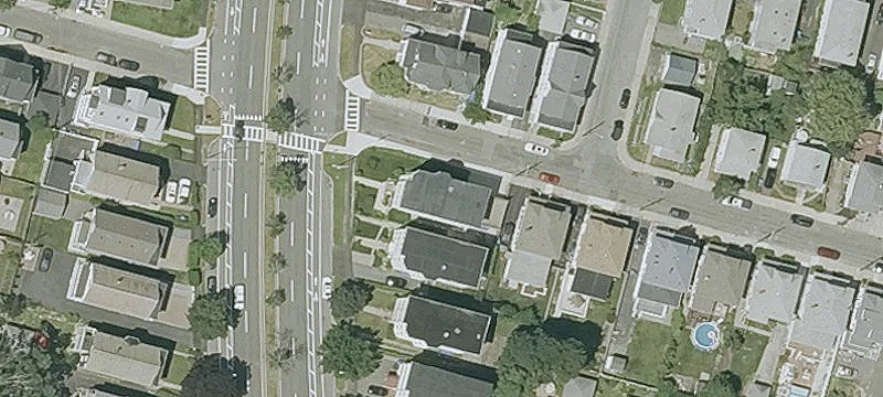 3-Unit Triplex with Garage Parking
