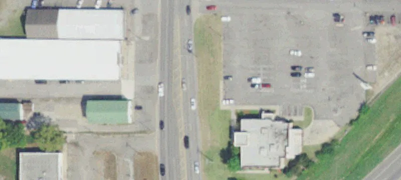 Multi-Tenant Retail Building